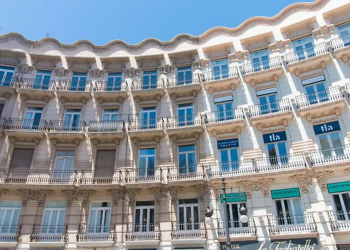Bet Apartments - Canovas Rooms